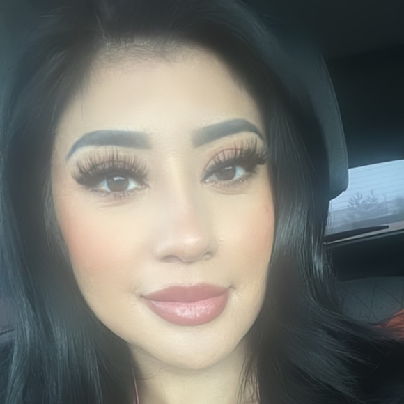 Meet your Posher, Victoria - Picture 1 of 1